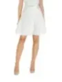 "Eleganter Guess Damenrock 490306 – Stilvoll und Zeitlos"