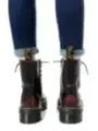 "Dr. Martens Damenstiefel Classic – Zeitloser Stil & Komfort"