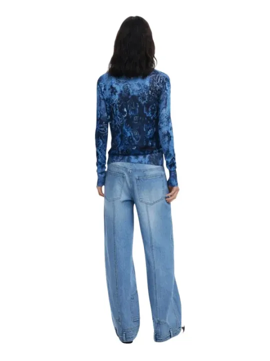 "Bunter Desigual Cardigan für Damen - Stilvoll & Einzigartig"