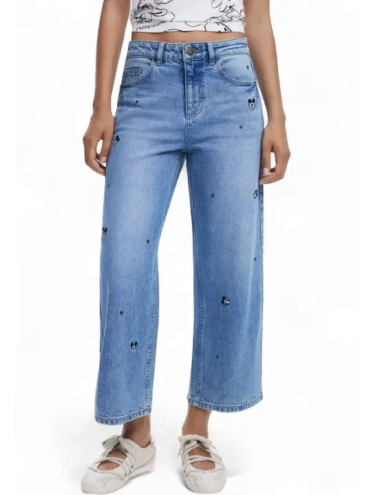 "Desigual Jeans Donna 490048 – Stilvoll und Einzigartig"