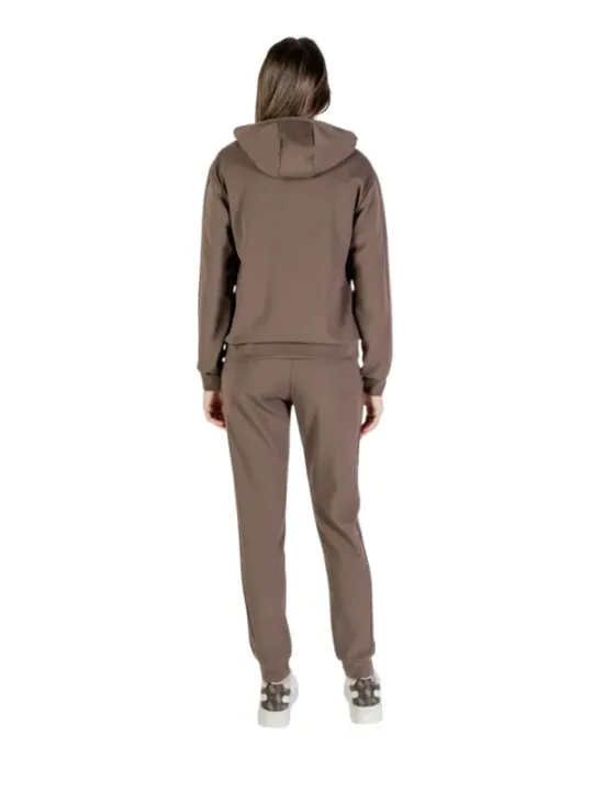 Sportlich-eleganter Ea7 Damenanzug – Komfort & Stil
