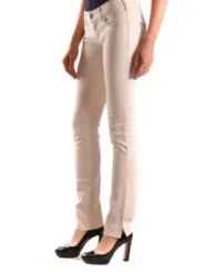 Armani Jeans Damenhose: Stilvolle Eleganz & Komfort