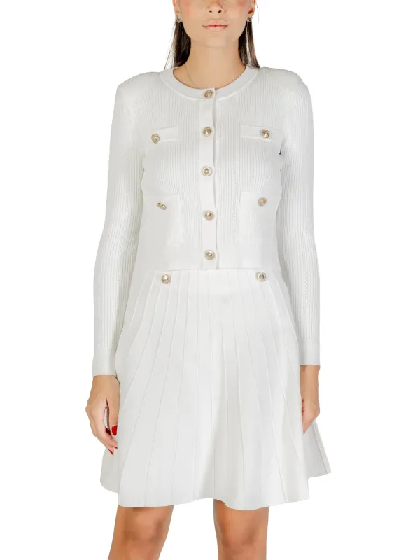 Guess Damen Cardigan - Stilvoll & Vielseitig Guess Damen Cardigan - Stilvoll & Vielseitig