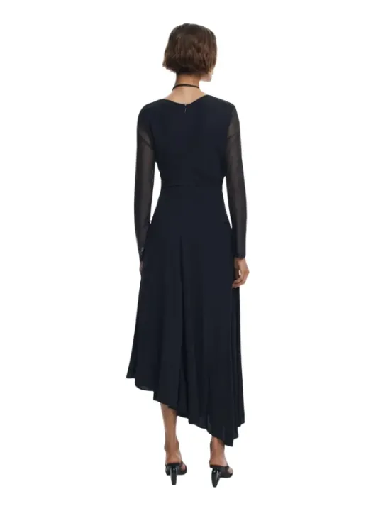 Desigual Damenkleid 490078 – Stilvoll & Einzigartig