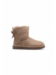 Ugg Damenstiefel 490354 – Stilvoll & bequem für jeden Tag