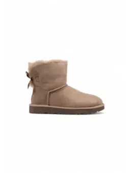 Ugg Damenstiefel 490354 – Stilvoll & bequem für jeden Tag