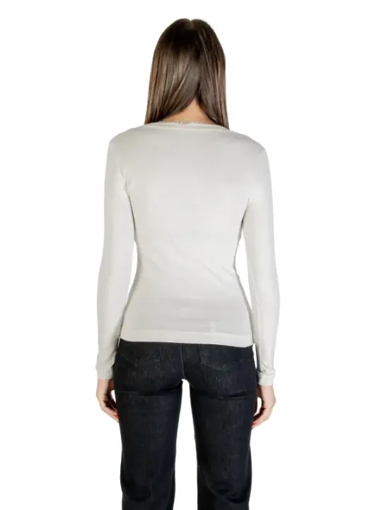 Guess Damen T-Shirt - Stilvoll & vielseitig für jede Gelegenheit