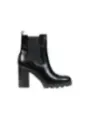 "Elegante Guess Damenstiefel 489878 – Stil & Komfort"