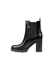 "Elegante Guess Damenstiefel 489878 – Stil & Komfort"