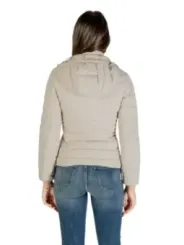 "Stylische Ea7 Giubbotto Damenjacke – Komfort & Eleganz"