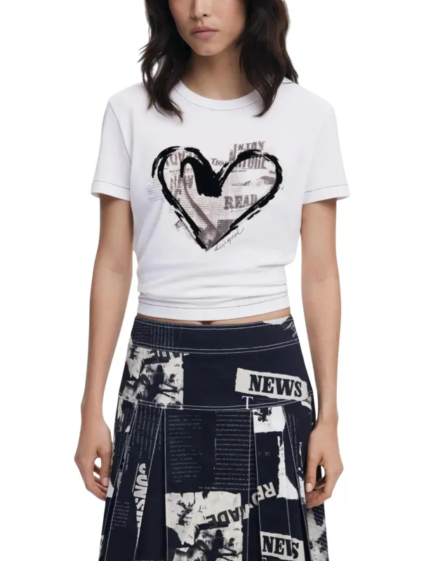 "Desigual T-Shirt Donna 490071 – Stilvoll & Einzigartig" "Desigual T-Shirt Donna 490071 – Stilvoll & Einzigartig"