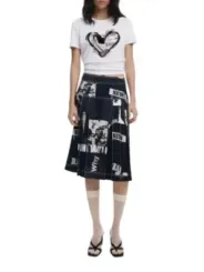 "Desigual T-Shirt Donna 490071 – Stilvoll & Einzigartig"