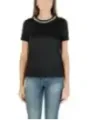 "Only T-Shirt Donna - Stilvolle Damenmode in Perfektion"