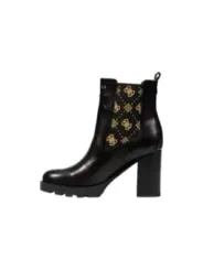 "Elegante Guess Damenstiefel 489996 – Stil & Komfort"
