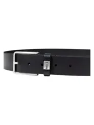 "Eleganter Boss Herrengürtel 489737 – Stil & Qualität"