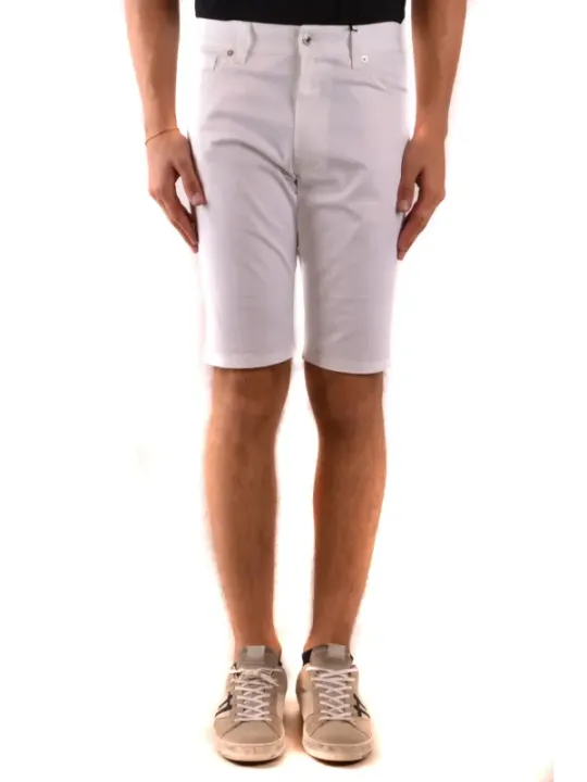 "Stilvolle Moschino Herren-Bermuda für jeden Anlass"