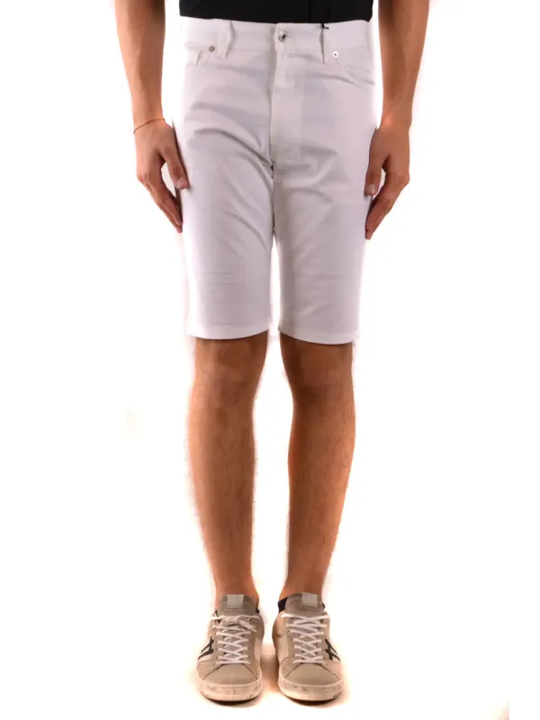 "Stilvolle Moschino Herren-Bermuda für jeden Anlass"