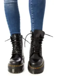 Schwarze Lederstiefel Dr. Martens 245484