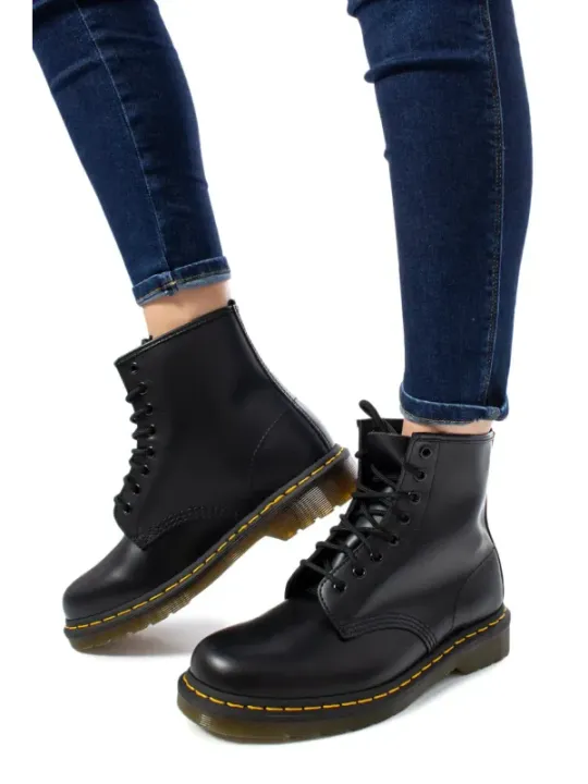 Schwarze Dr. Martens Lederstiefel