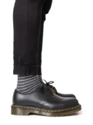 Dunkle braune Dr. Martens Stiefel