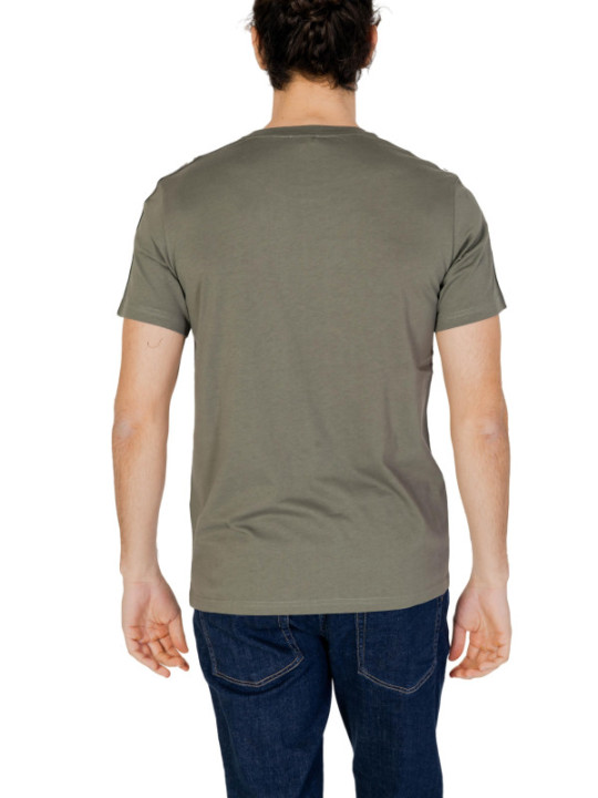 T-Shirt Emporio Armani - Emporio Armani T-Shirt Uomo 90,00 €  | Planet-Deluxe