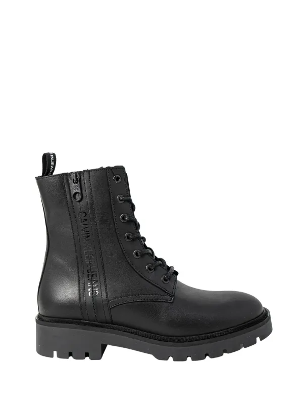Schwarze Lederstiefel mit dicker Sohle Schwarze Lederstiefel mit dicker Sohle